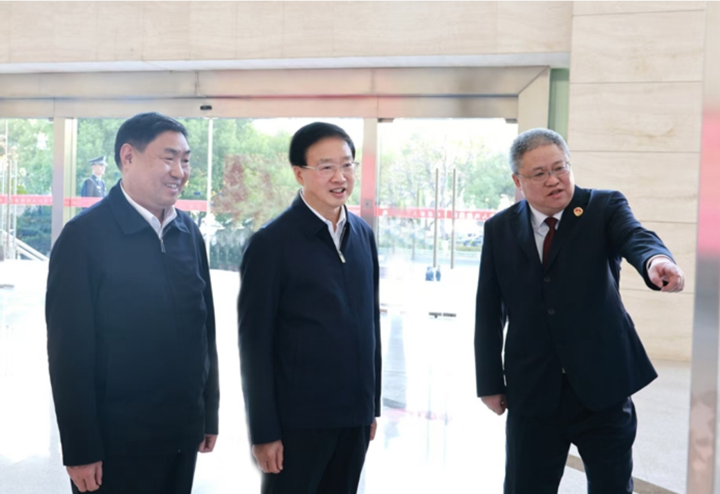 ͯ�����ڽ�������ʱǿ�����Ե��Ķ�ʮ������ȫ�ᾫ��Ϊ���� ���������ĸ������˾����������